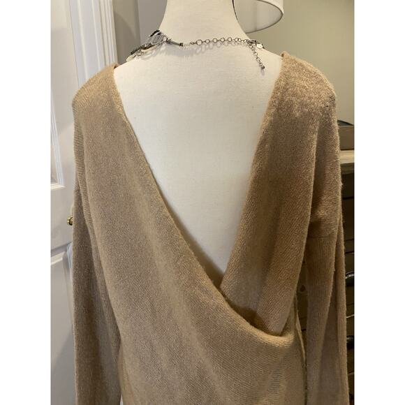 Wet Seal Long Sleeve Backless Asymetrical Sweater S Beige Camel Tan - Picture 4 of 9